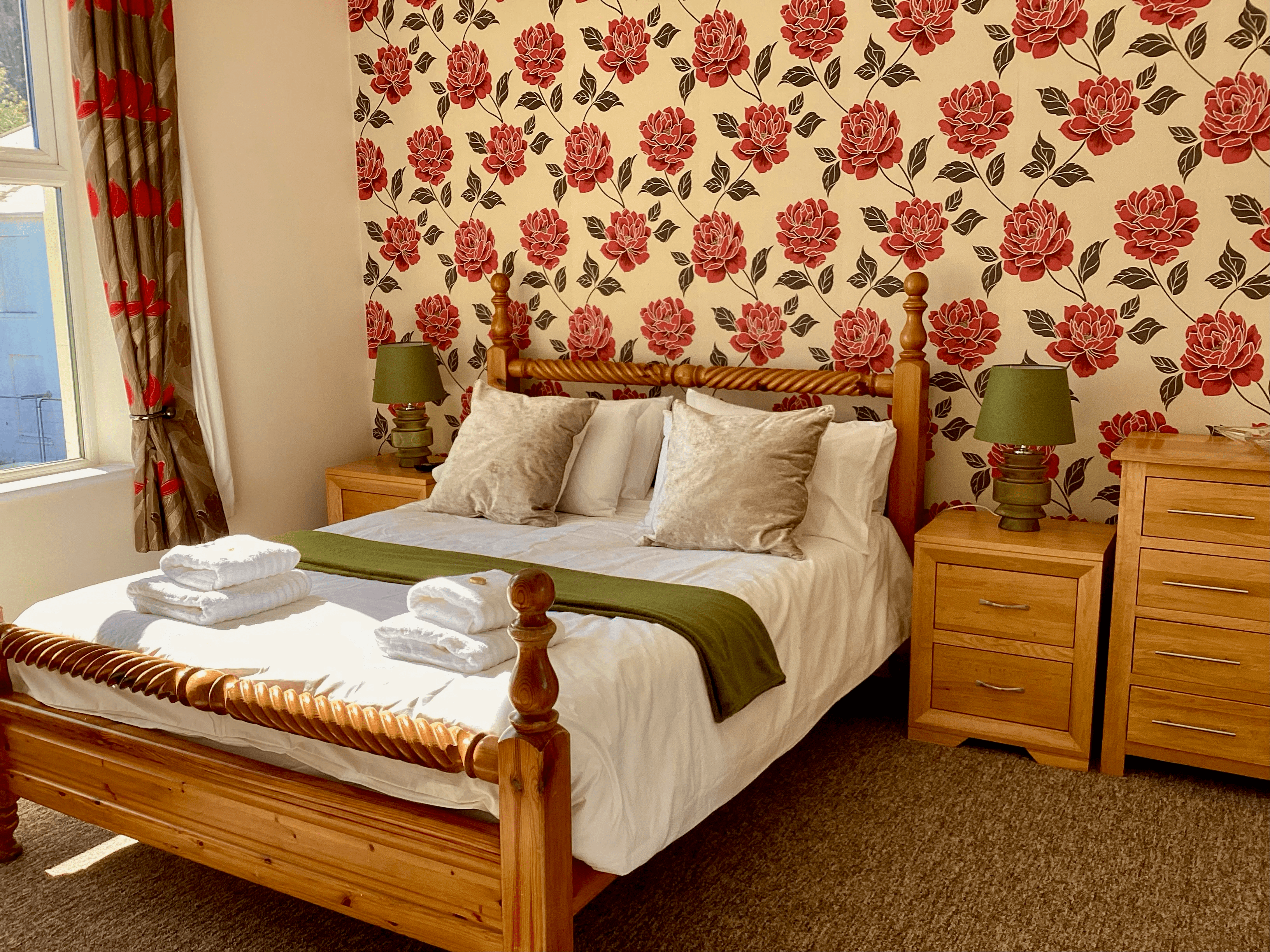 Apartment 4 Main Image